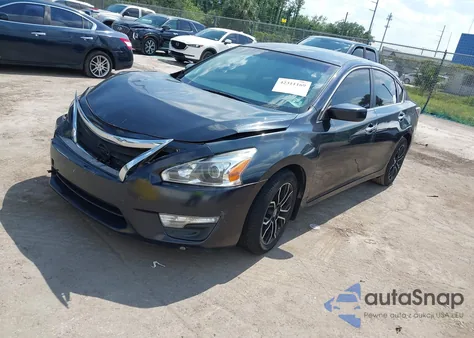 2014 Nissan Altima 2.5 S z USA, uszkodzony, nr VIN 1N4AL3AP3EC187691